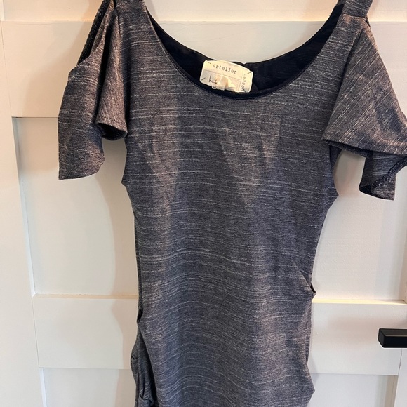 Nicole Miller denim stretch dress with cold shoulder - Picture 1 of 3